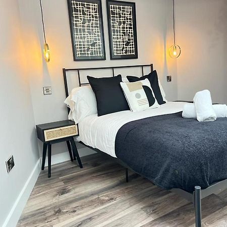 Central Belfast Modern Apartment Great Location Free Parking Buitenkant foto